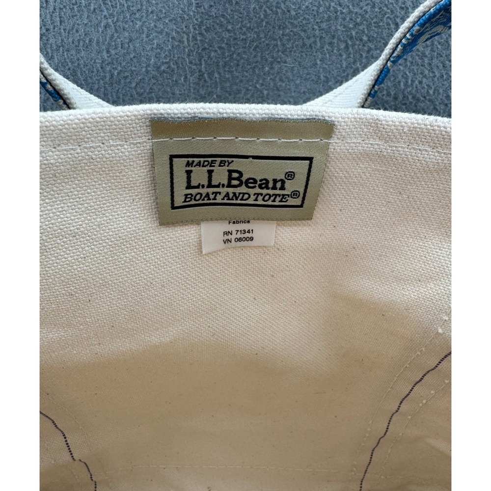 L.L. Bean VTG 90s Boat‎ and Tote Bag Med Cream Blue Floral Canvas Beach Coastal - Picture 2 of 7